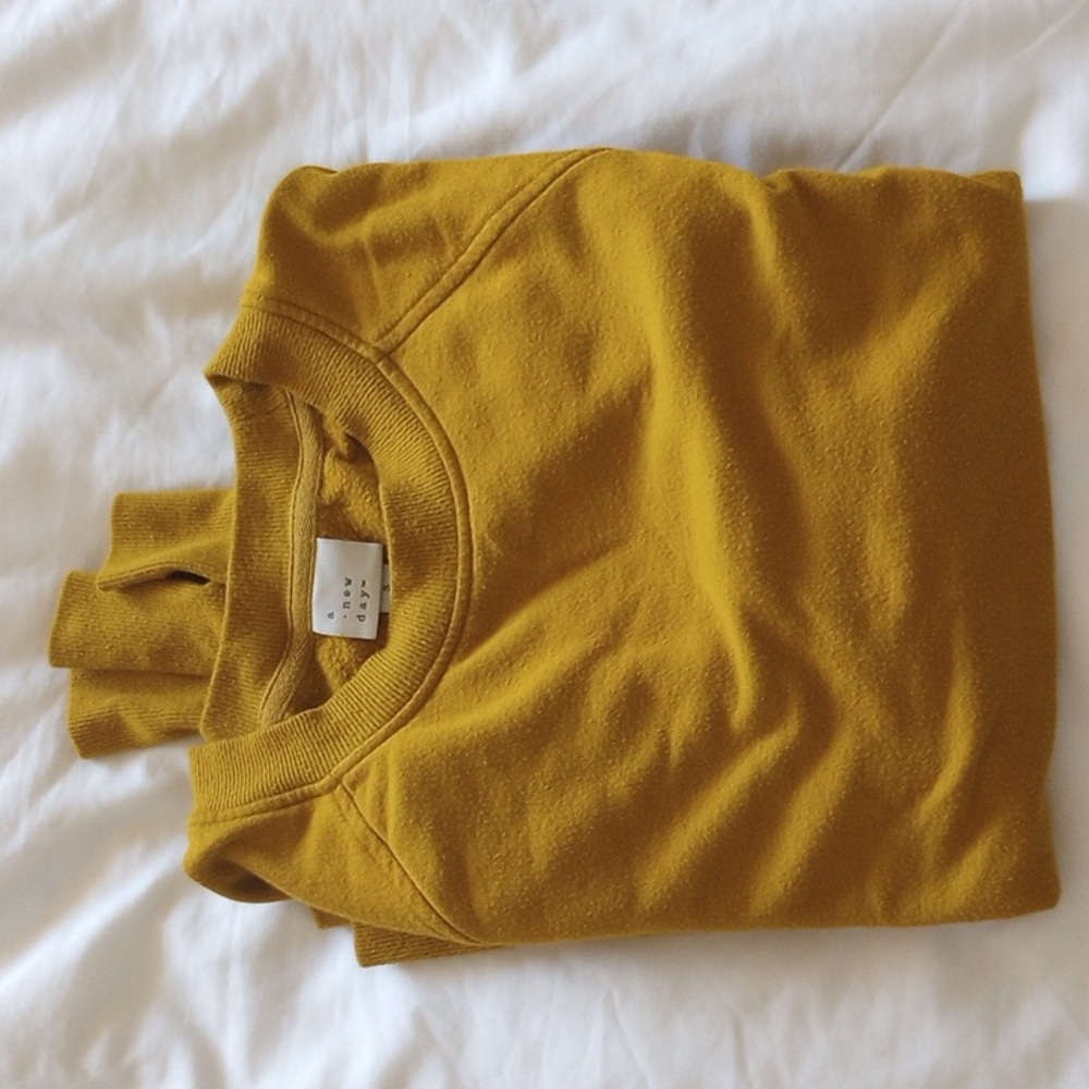 a new day Green Crew Neck Sweatshirt size S